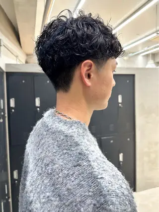 ショート パーマ 榛地 渉馬のヘアスタイル