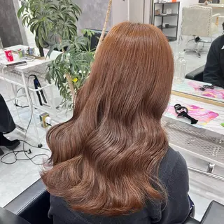 ロング 💎艶々ハイトーン MOE💍🤍のヘアスタイル