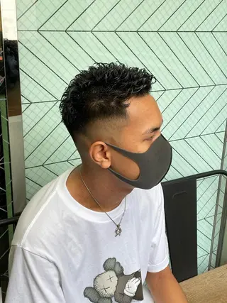 パーマ メンズ Le'a所属・渋谷/フェード/ 國分 翔のヘアスタイル