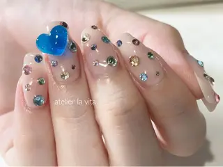 ネイル atelier la vita所属・lavita. mimuraのネイルデザイン