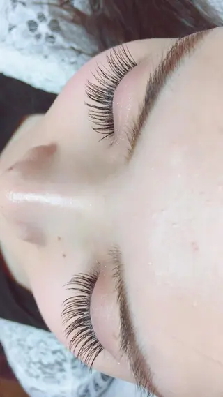マツエク・マツパ 吉楽 菜々の眉毛・アイブロウイメージ