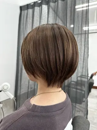 ショート TELA HAIR 大網店所属・TELAHAIRマネ ージャー島袋昂也のヘアスタイル