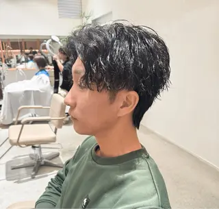 ショート パーマ メンズ 服部 雄輝のヘアスタイル