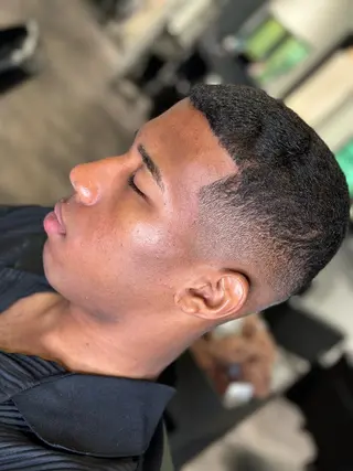 ショート メンズ 福本 純平のヘアスタイル