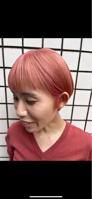 ショート カラー 篠崎 佑季のヘアスタイル