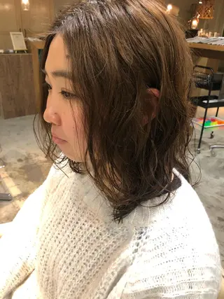 ミディアム パーマ クロエ新宿所属・❏アンニュイパーマ 川原畑 拓也❏のヘアスタイル