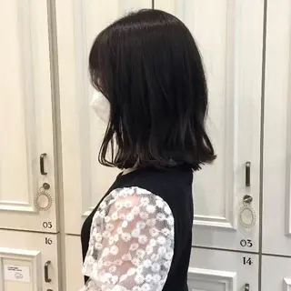 ミディアム 大阪ウルフカット 🐺デザインカラーのヘアスタイル