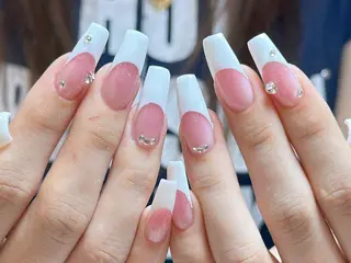 ネイル Venusパラジェル 長さだし専門店のネイルデザイン
