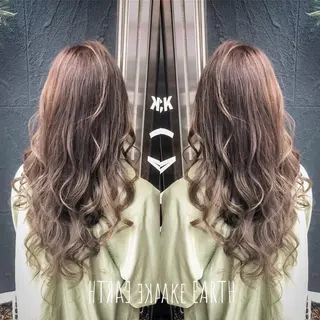 ロング カラー EARTH 越谷店のヘアスタイル