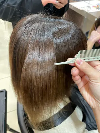 ミディアム 嶌田 沙紀のヘアスタイル
