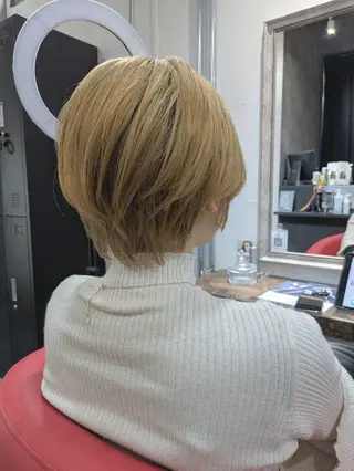 ショート カラー KUGE AKIFUMIのヘアスタイル
