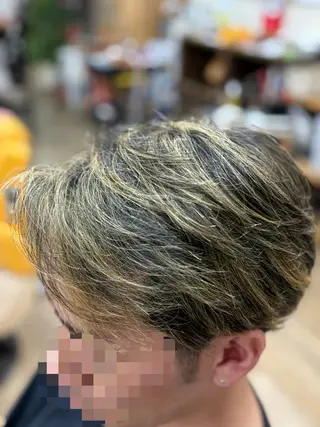 ミディアム カラー メンズ ブレイブシザー所属・稲田 圭翔のヘアスタイル