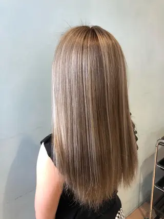 ロング Rubik's江坂 ルービックえさかのヘアスタイル