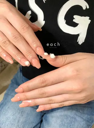 ネイル each Hibikiのネイルデザイン