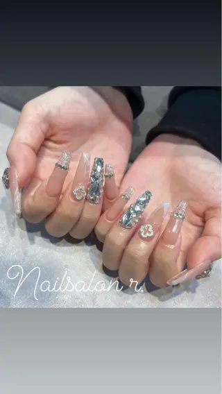 ネイル Nailsalon r.のネイルデザイン