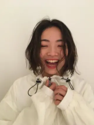 ショート カラー Batta所属・坂上 岳のヘアスタイル