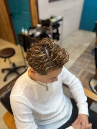 ショート パーマ メンズ 🍀 鎌田 和希のヘアスタイル