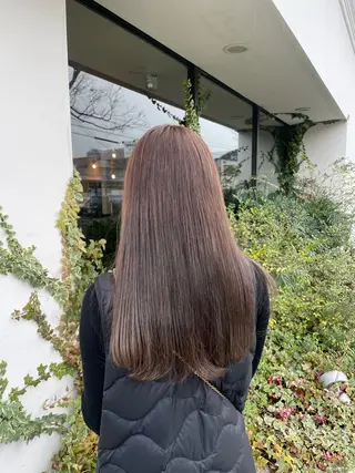 ロング ROZA germe所属・SHIO / ハイトーンカラーのヘアスタイル