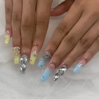 ネイル SHION  のネイルデザイン