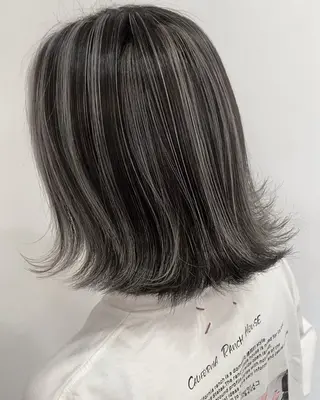 ショート カラー 山本 将史のヘアスタイル