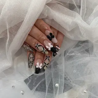 ネイル SALON ELVI.所属・SALON ELVI.のネイルデザイン