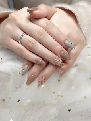 ネイル ジョリ En 💞🦋のネイルデザイン