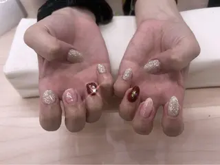 ネイル 今泉 愛理のネイルデザイン