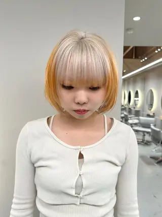 ショート SOL.所属・ハイトーンカラー/デ ザインカラー中川竜斗のヘアスタイル