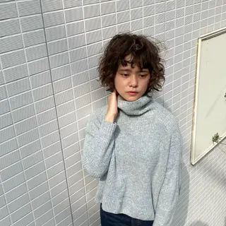 ミディアム パーマ カワダ リュウセイのヘアスタイル
