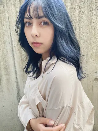 ミディアム カラー tominaga kentaのヘアスタイル