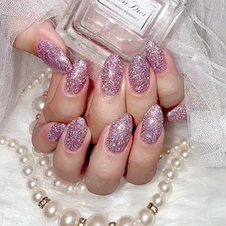 ミディアム Conjunim MAMI🎀✨のネイルデザイン