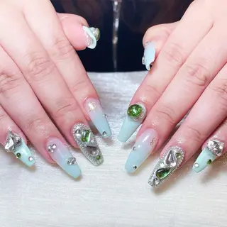 ネイル Diamond NAIL💝のネイルデザイン