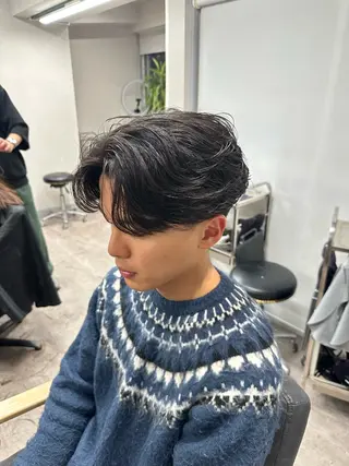 ミディアム パーマ メンズ SALOWIN 原宿 iori所属・💈センターパート パーマ特化💈雄太のヘアスタイル