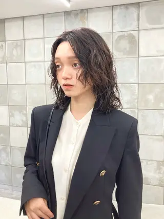 ミディアム パーマ 榛地 渉馬のヘアスタイル