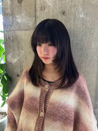 セミロング カラー piilo. かわい  なつみのヘアスタイル