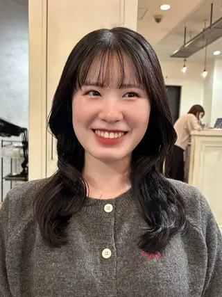 セミロング 切りっぱなしボブ 大阪梅田/きょうかのヘアスタイル