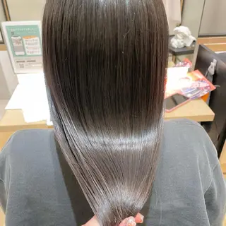 セミロング ついざき はるかのヘアスタイル