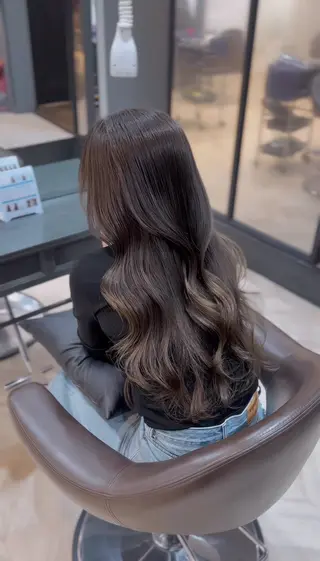 ロング カラー 瀧口 賢也のヘアスタイル