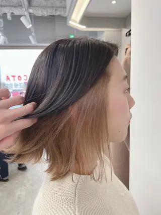 ショート SAEKI【ior 】北千住店ブリーチのヘアスタイル