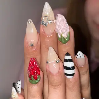 ネイル 👽個性派ネイル🎀 komachiのマツエク・マツパデザイン