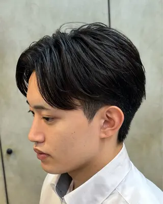 ショート メンズ ドルクス上野店所属・豊見本 歩武のヘアスタイル