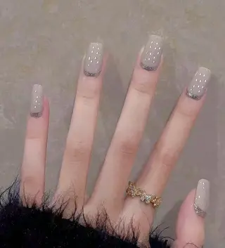 ネイル 高木 維麗絲のネイルデザイン