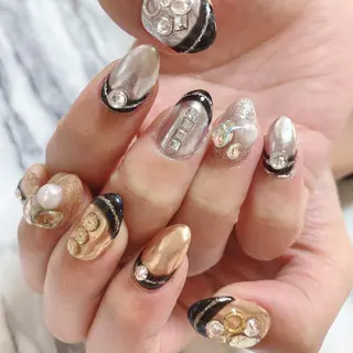 ネイル QULEONAIL所属・大城 裕麻のネイルデザイン