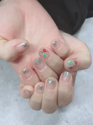 ネイル nishii natsumiのネイルデザイン