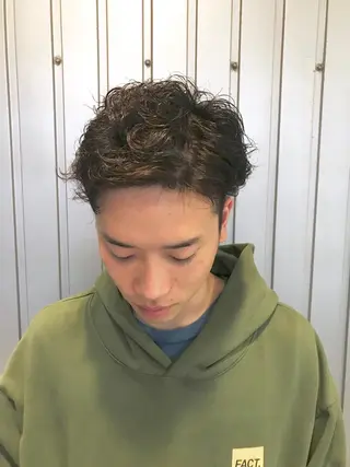 パーマ メンズ 髙橋 かすみのヘアスタイル