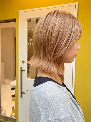 ミディアム LOVEST OIKE所属・LOVEST  井上 亜未/ 暖色のヘアスタイル