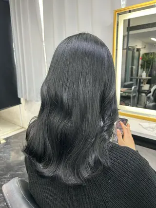 ロング Ria OSAKA所属・アシスタント yuuのヘアスタイル