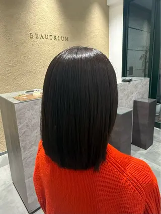 カラー BEAUTRIUM  青山所属・橋本 萌叶のヘアスタイル