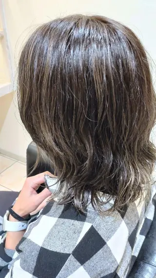 カラー パーマ ミディアム 大槻 百合子のヘアスタイル