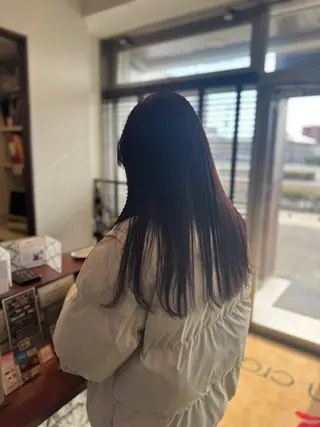 ロング カラー モダンクラフト新田東店所属・高野 春菜のヘアスタイル